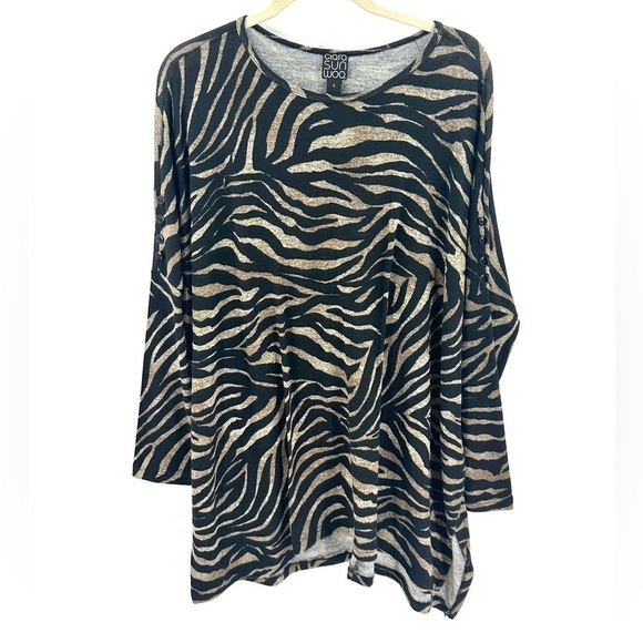 Clara Sun Woo Size Small Live Out Loud Tiger Zebra Animal Print Tunic Top Slinky - Picture 9 of 9